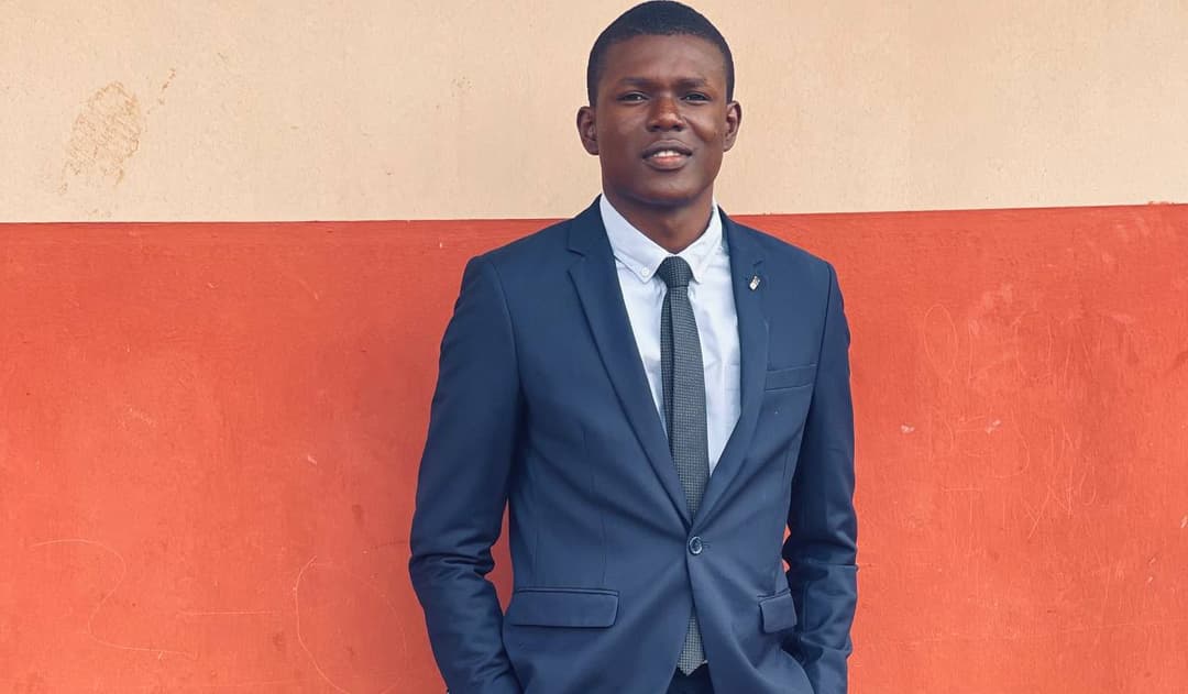 Praise Temiloluwa Olufemi - Professional Photo